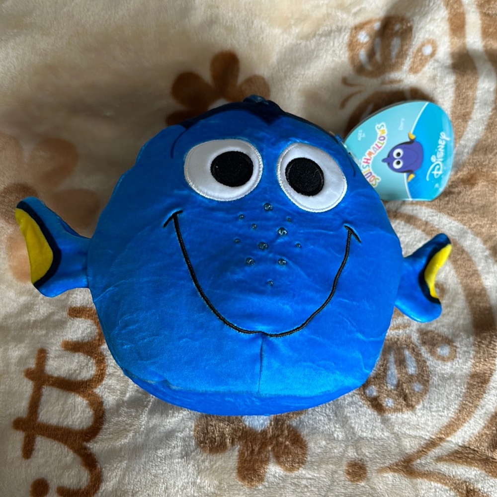 Dory Squishmallow
